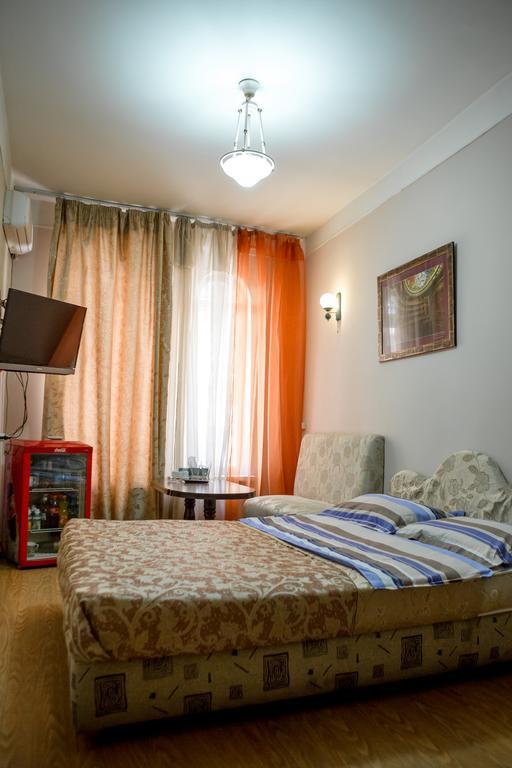 Hotel Mini Γιερεβάν Εξωτερικό φωτογραφία
