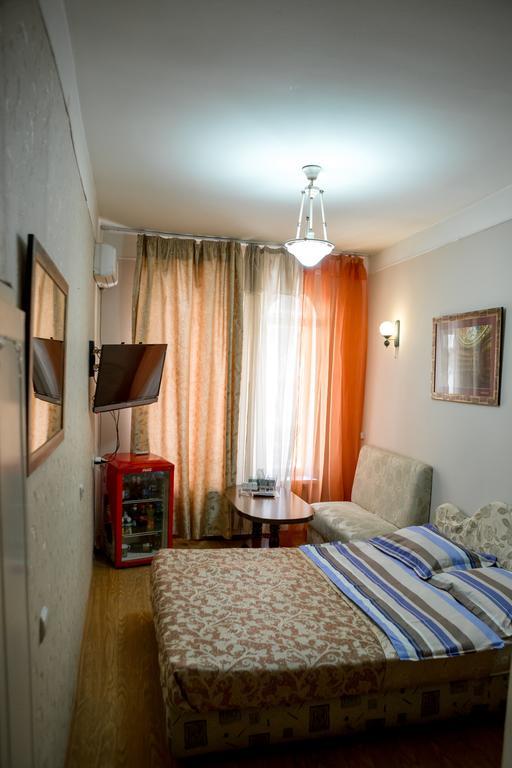 Hotel Mini Γιερεβάν Εξωτερικό φωτογραφία